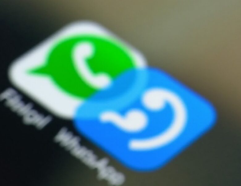 Comment WhatsApp associe la double coche bleue à la confirmation de lecture des messages